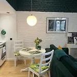Piotrkowska 37 -mini Loft- Leaf *