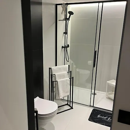 Piotrkowska 37 -mini Loft- Leaf Apartament *